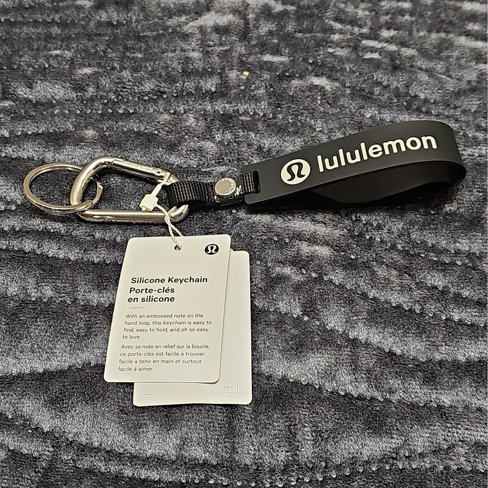 Lululemon Silicone Keychain-Live In The Moment Black NWT